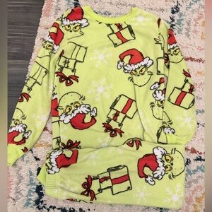 ✨5/$30✨Kids Grinch Pajamas - Green and Red- Family Matching